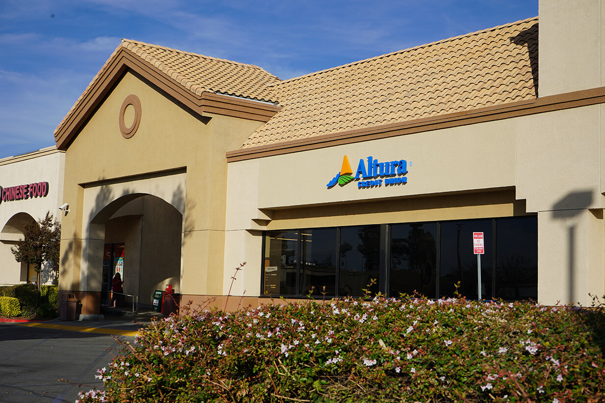 Sun Lakes Branch Banning, CA Altura Credit Union